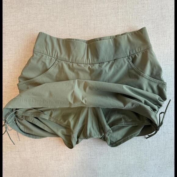 Columbia Women's Anytime Casual Omni-Shield™ Skort Size Small Olive Green - Picture 5 of 5